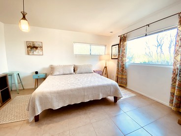 Beautiful Vacation Rental with Hot Tub Perfect for Glamping in Joshua Tree photo 5
