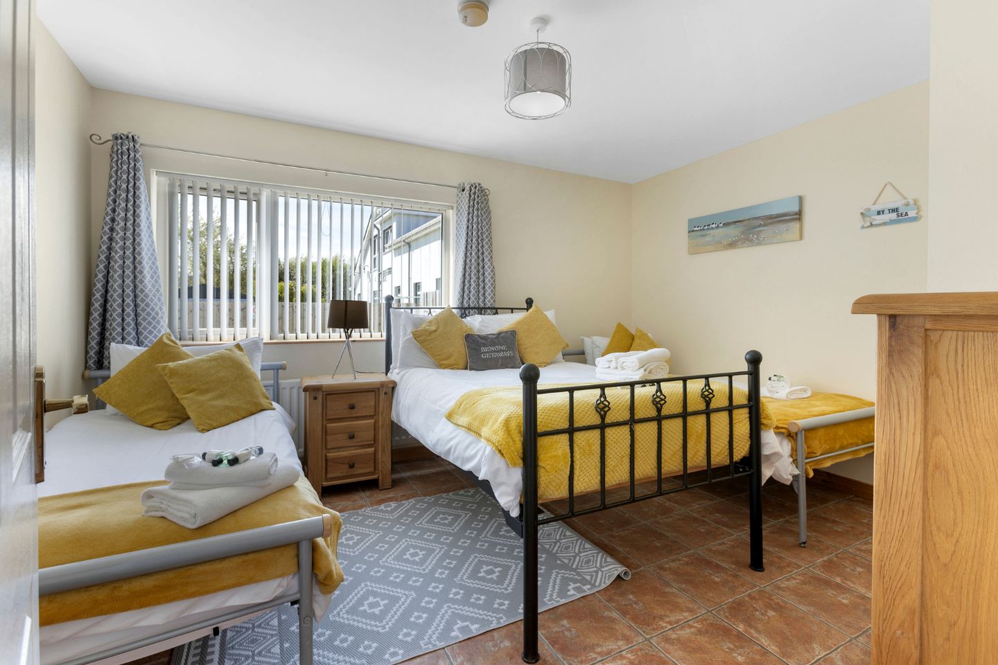 Charming Accommodation near Benone Beach for a Family Getaway