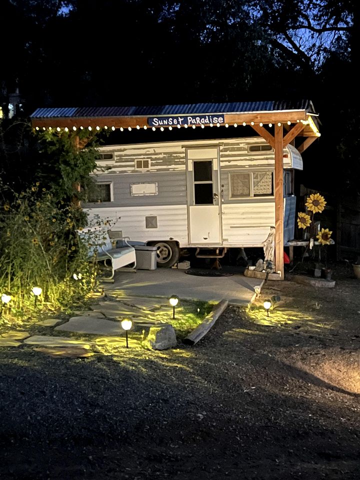 Vintage Trailer for Glamping near Yosemite National Park