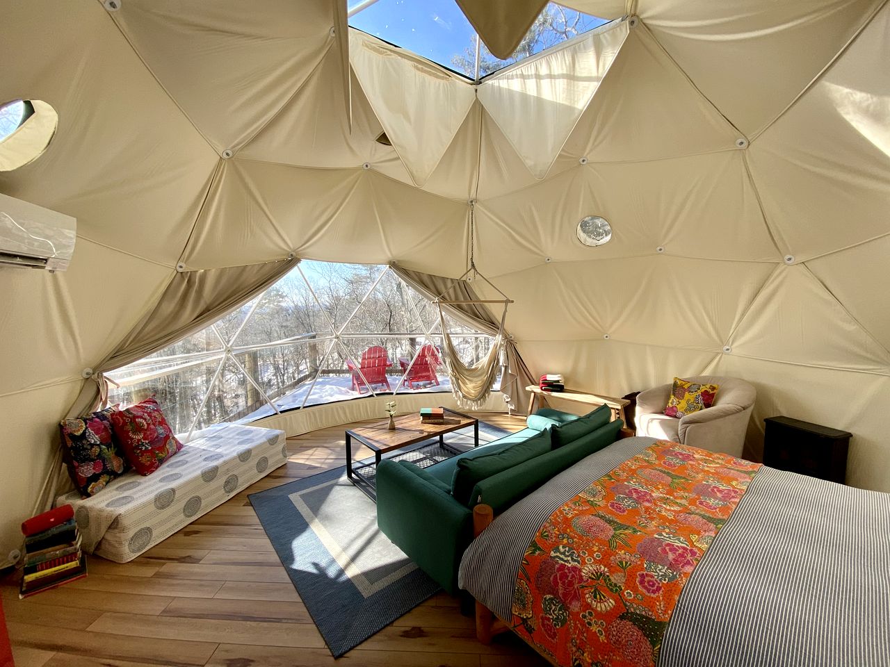 Fantastic Glamping Dome for Weekend Getaways from NYC