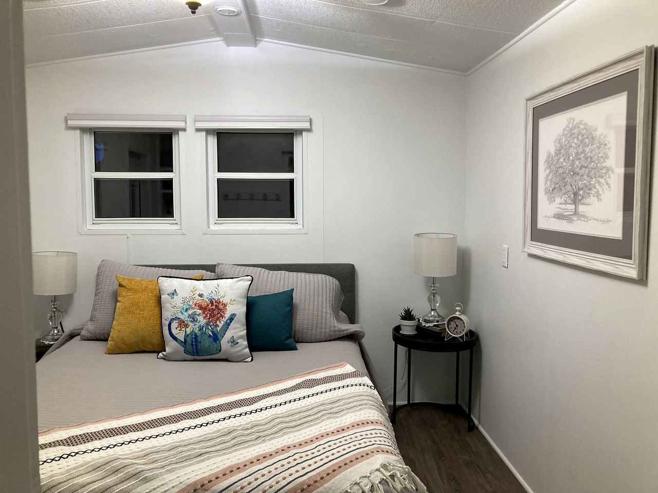 Cozy Bungalow Rental Perfect for Glamping in Michigan