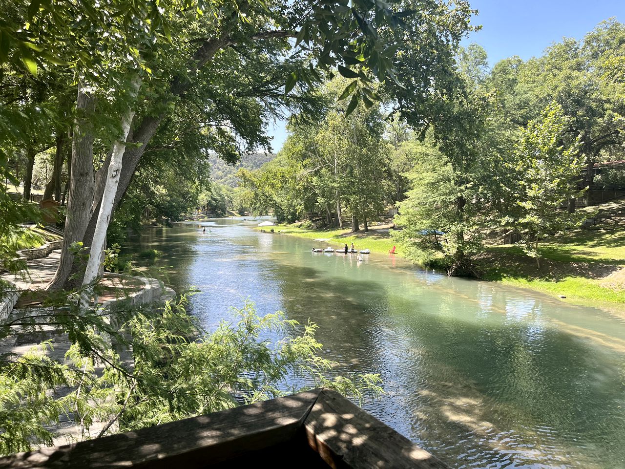 Adorable Cabin Rental Ideal for a Romantic Getaway with Guadalupe River Access in Texas!