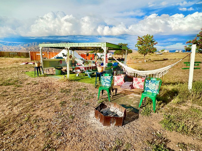 Bell Tents (United States of America, New Cuyama, California)