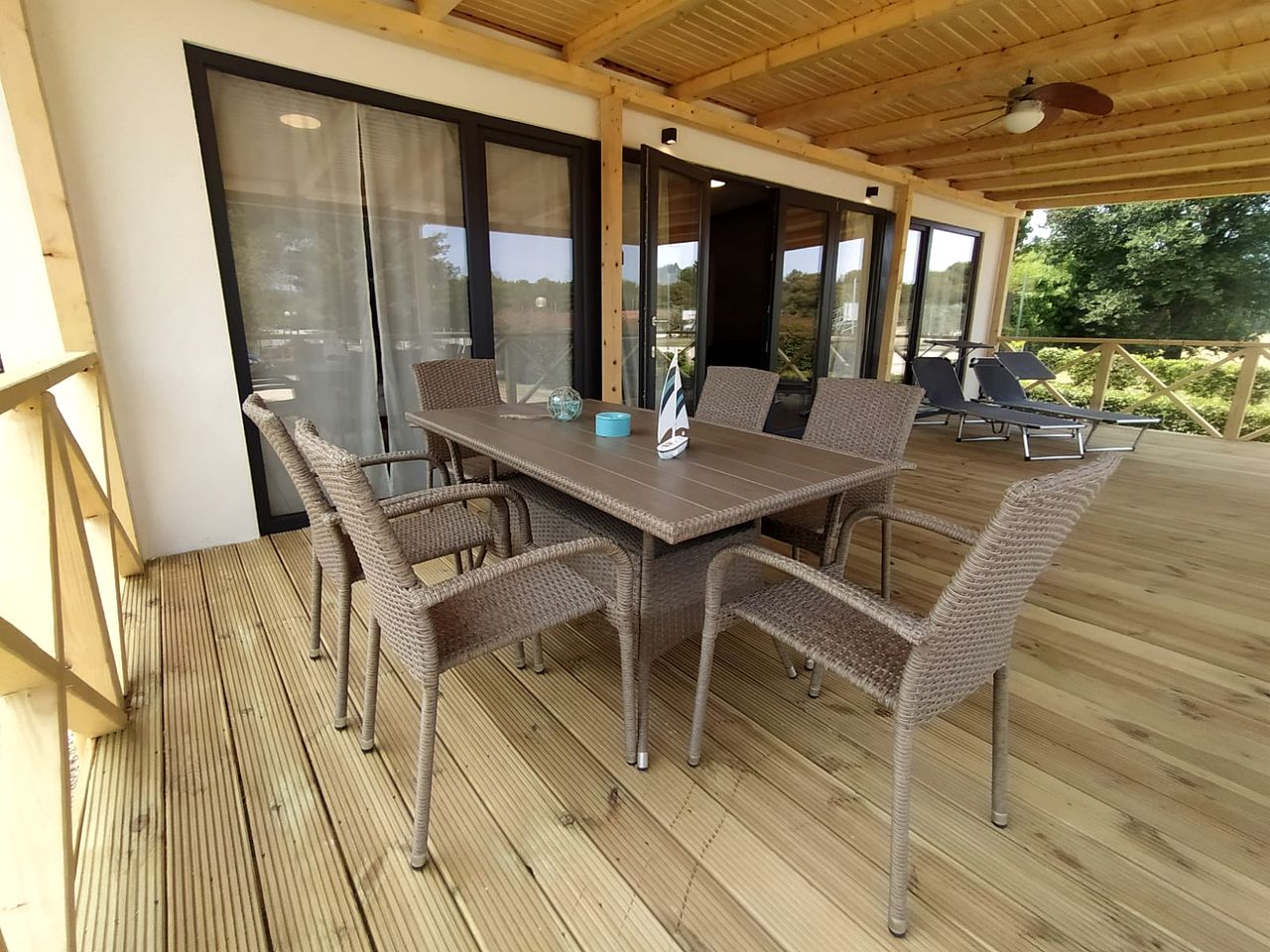 Exclusive Beachfront Bungalow For a Family Holiday in Pula, Croatia