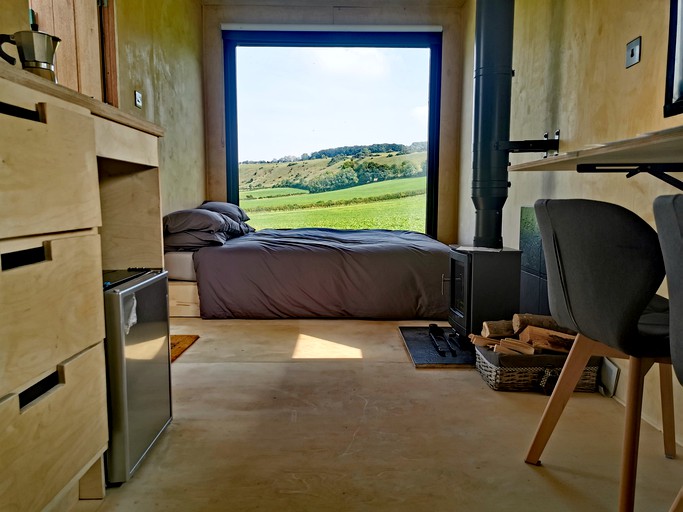 Cabins (Dorset, England, United Kingdom)