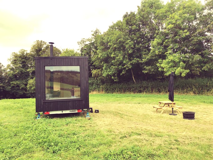 Cabins (Dorset, England, United Kingdom)