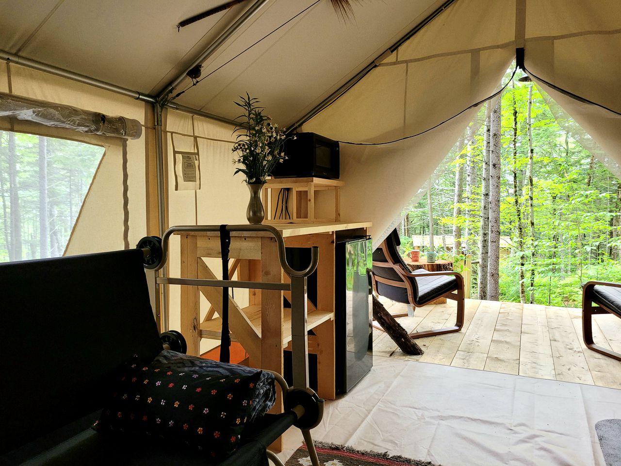 Cozy Safari Tent Rental near the Green Mountain National Forest for Glamping in Vermont