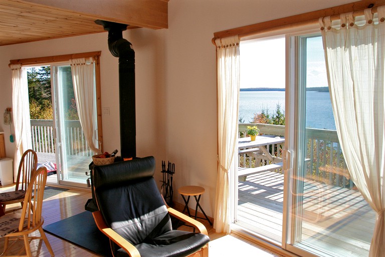 Cottages (Cleveland, Nova Scotia, Canada)