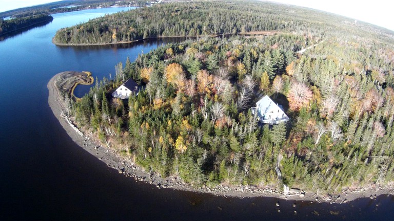 Cottages (Cleveland, Nova Scotia, Canada)