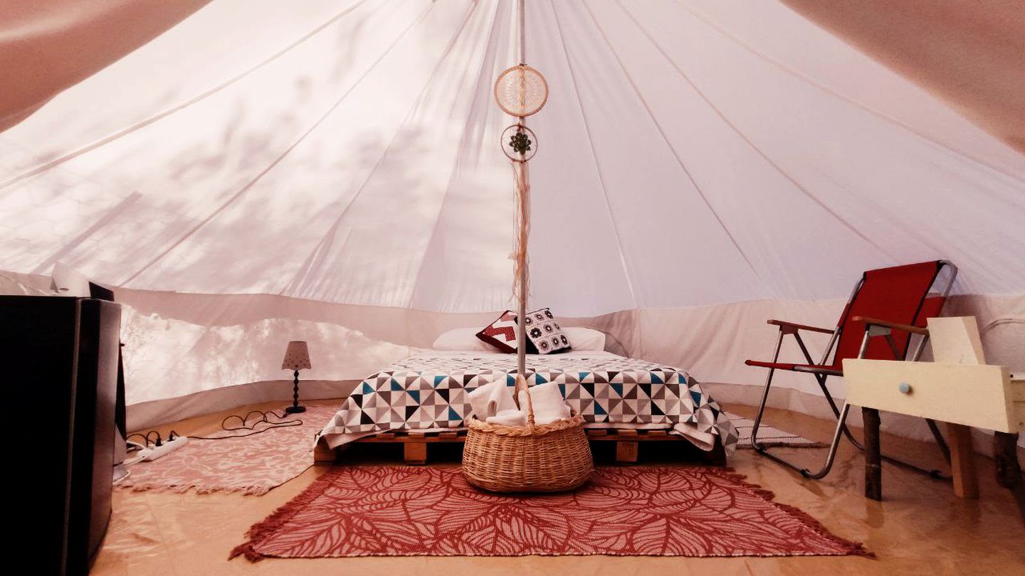 Romantic Bell Tent Rental with Pool Ideal for a Couple's Holiday in Turkey