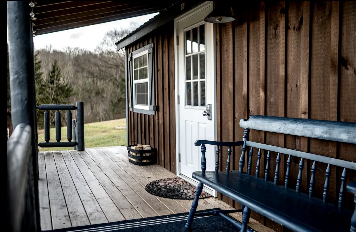 Charming Pet-Friendly Log Cabin Rental for Relaxing Getaways in Ringtown, Pennsylvania