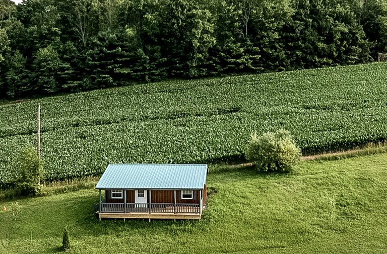 Charming Pet-Friendly Log Cabin Rental for Relaxing Getaways in Ringtown, Pennsylvania