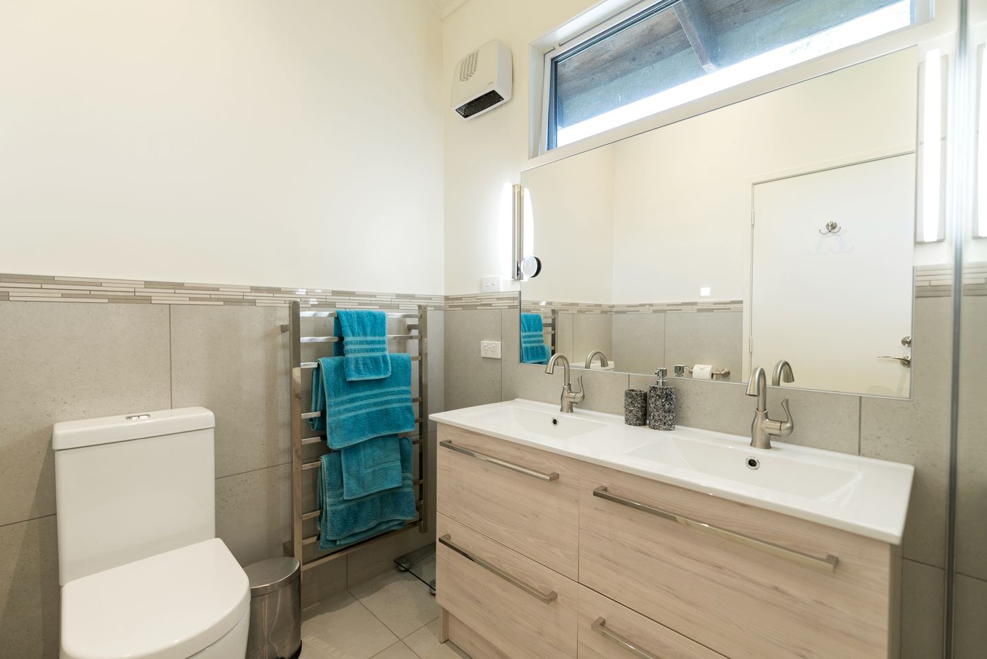 North Island Holiday Home with Beach Access in New Zealand