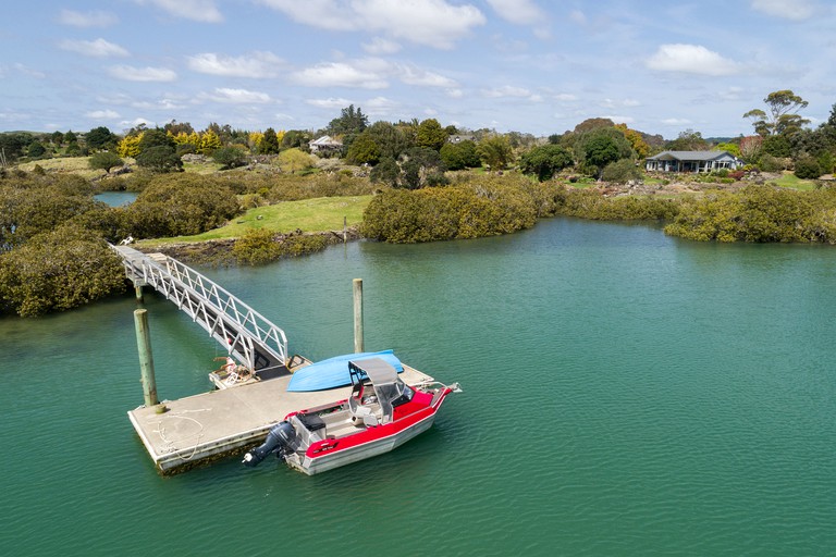 Beach Houses (New Zealand)