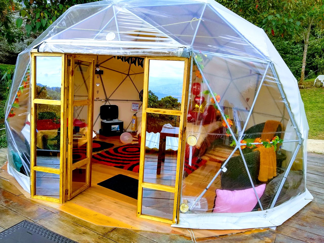 Luxury Dome in Silvania, Perfect for Cundinamarca Glamping