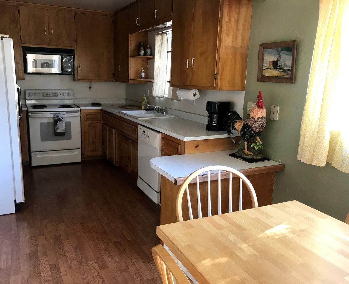 Homey Luxury Camping Rental for Seven near Bakersfield, California