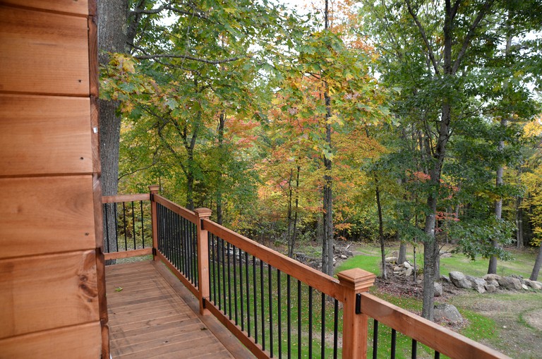 Tree Houses (Munsonville, New Hampshire, United States of America)