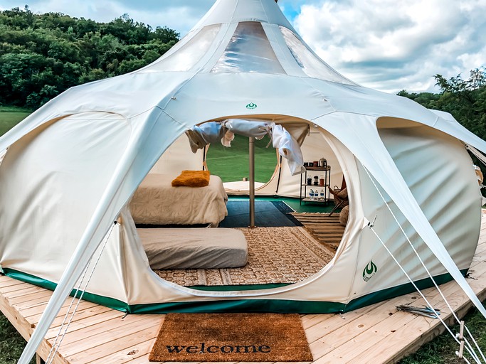 Bell Tents (Eagleville, Tennessee, United States of America)