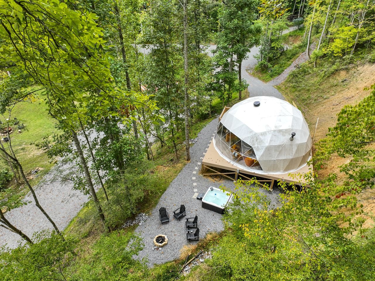 Secluded Dome for a Beautiful Tennessee Vacation