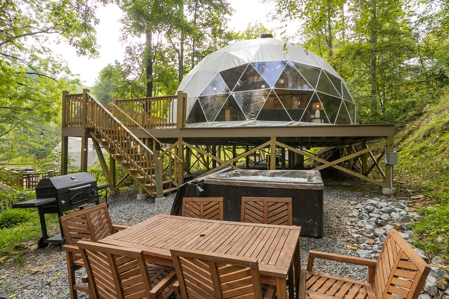 Domes (United States of America, Cosby, Tennessee)