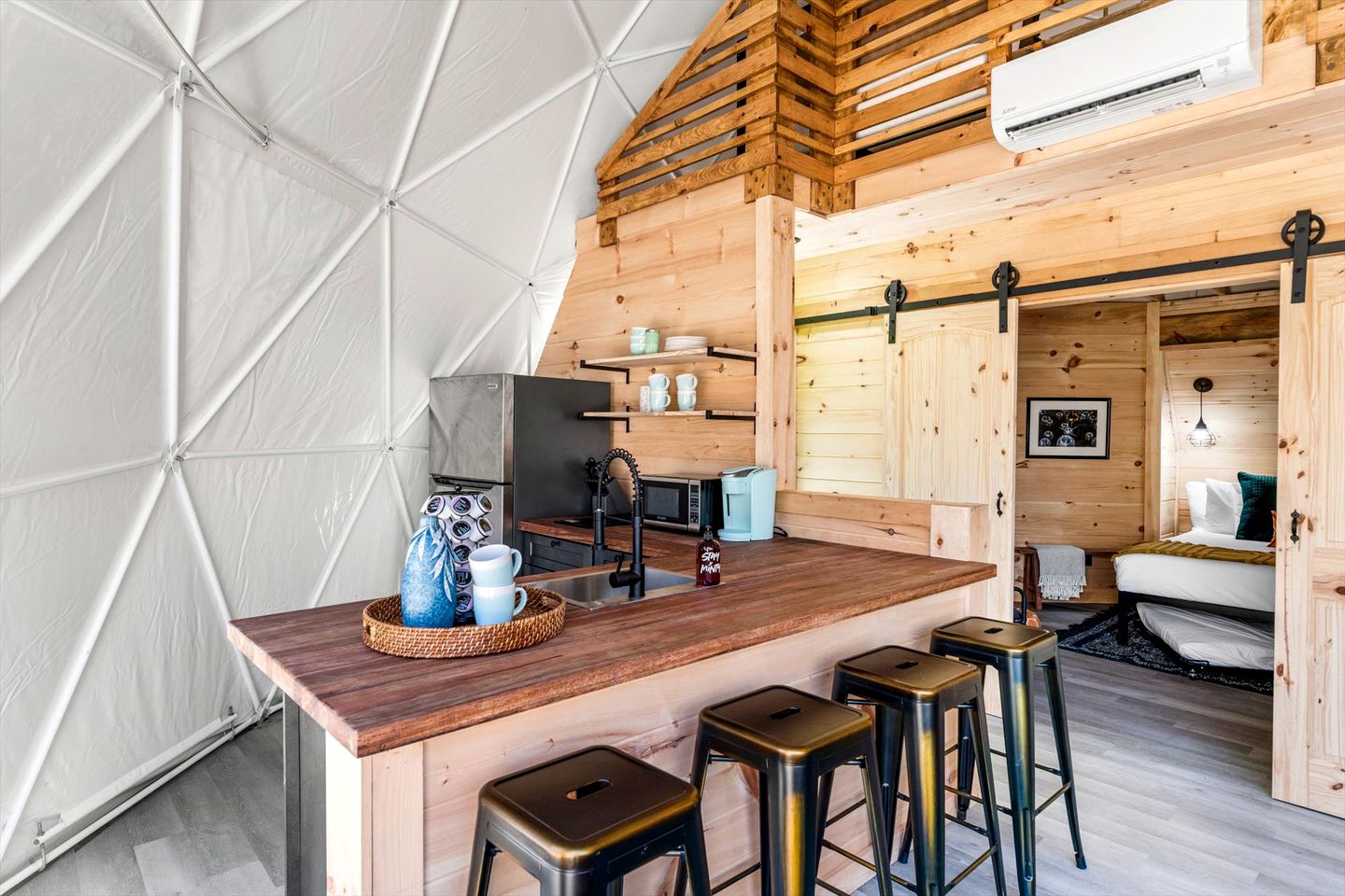 Fantastic Dome Rental for an Amazing Tennessee Glamping Experience