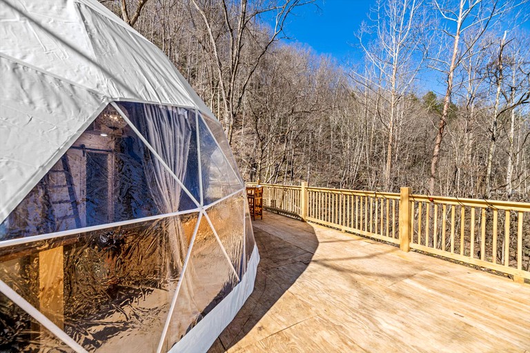 Domes (United States of America, Cosby, Tennessee)