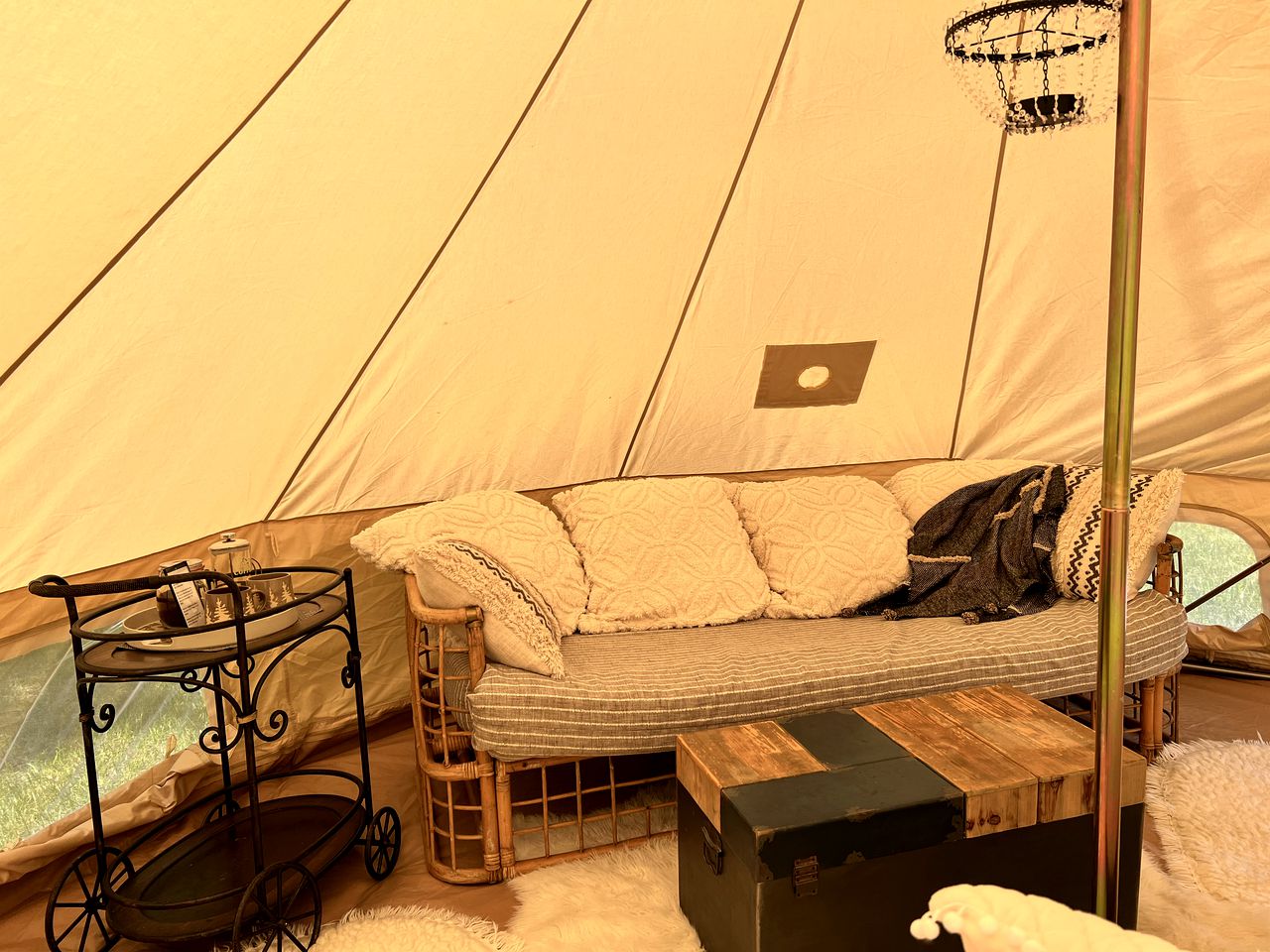 Glamping Tent at the Koi Pond for a Romantic Getaway, Ontario