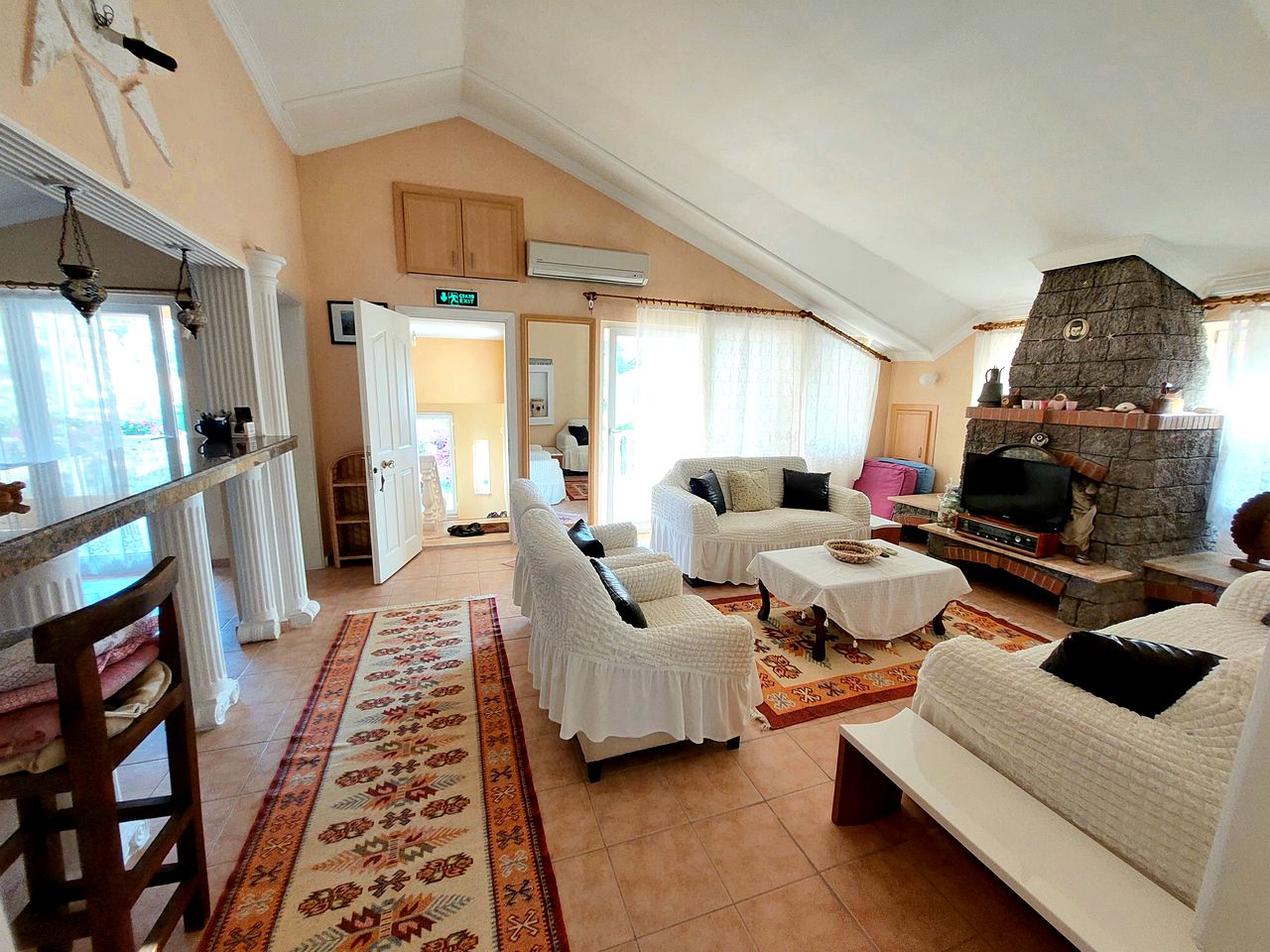 Magnificent Turkish Villa, Perfect for a Family Vacation