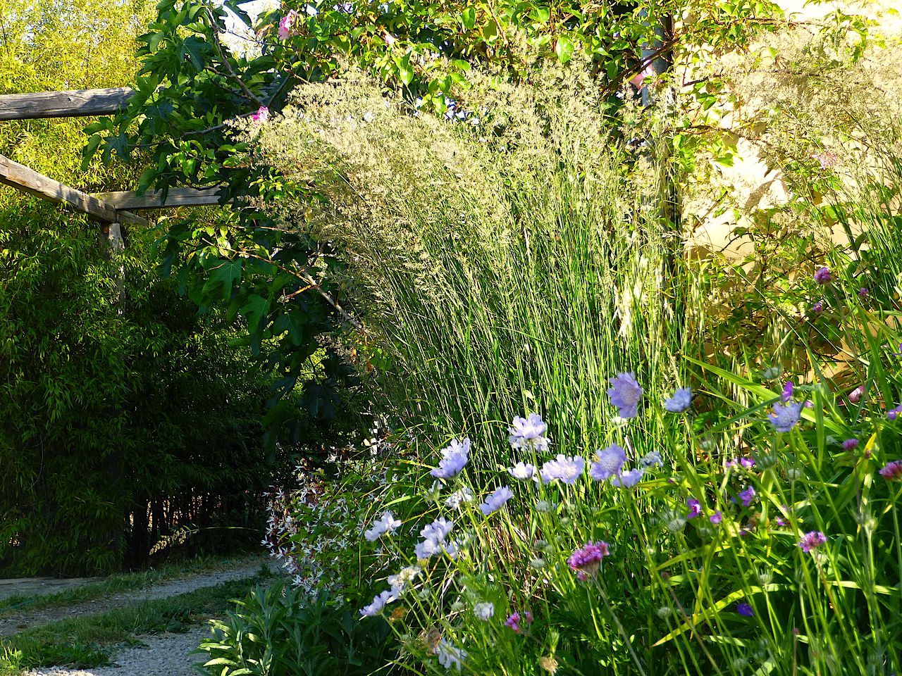 Beautiful Bell Tent makes for a Perfect Tuscan Retreat