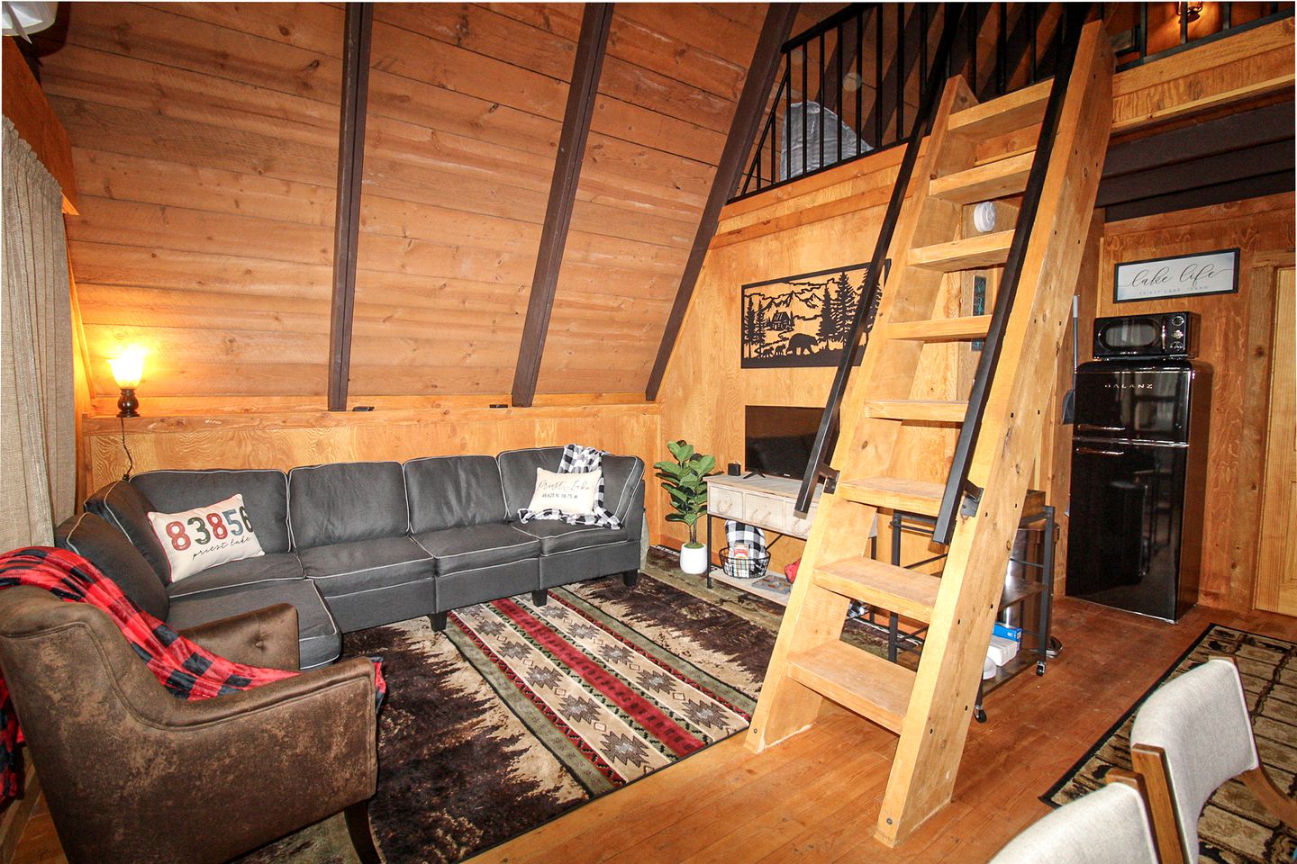 Pet Friendly Priest Lake A Frame for the Best of Idaho Glamping!