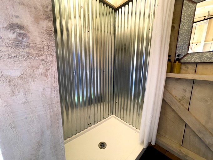 Cabins (United States of America, Bryson City, North Carolina)