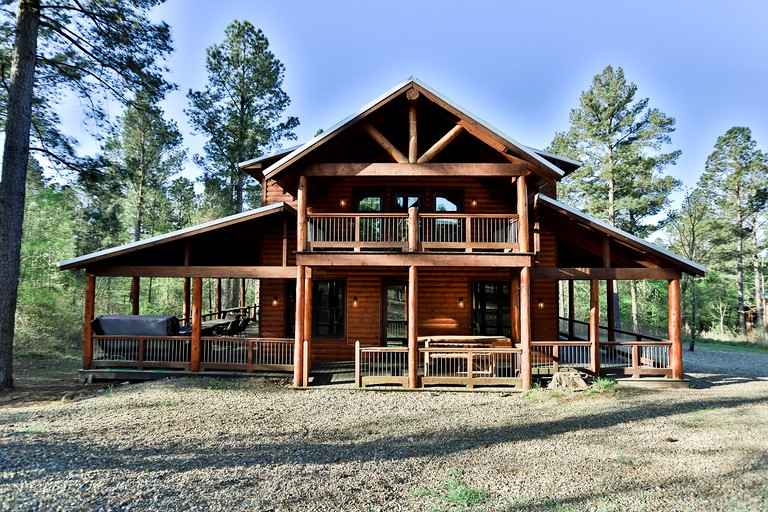 Cabins (United States of America, Broken Bow, Oklahoma)