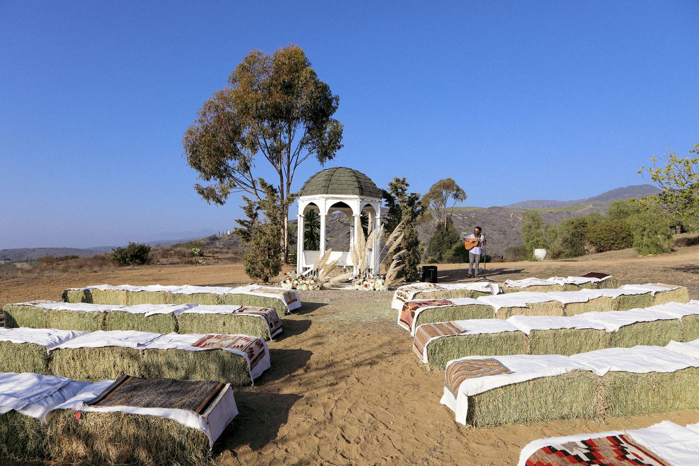 Luxury Villa near the Beach in California, Great for Group Vacations