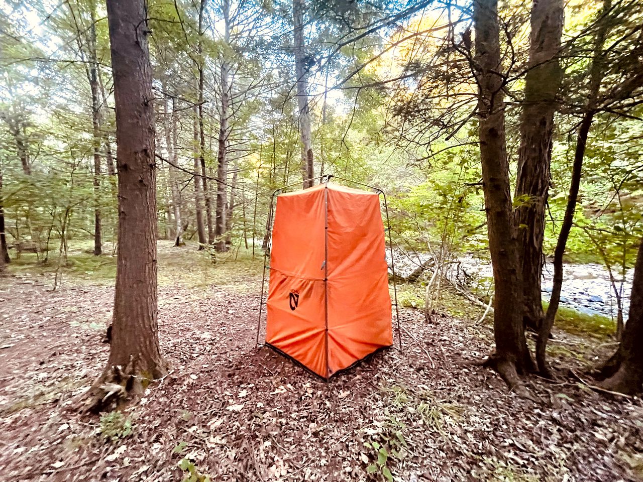 Romantic Glamping Getaway in a Pet Friendly Caravan, Ideal to Explore Hudson Valley