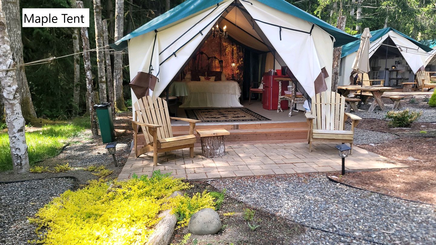 Lovely Glamping Tents for Romantic Weekends in Nature in Washington