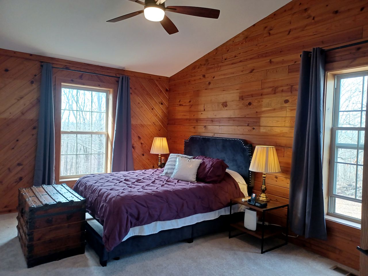 Rustic Cabin Escape for Group Glamping Vacations in De Soto, Missouri