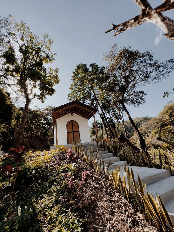 Eco-Friendly Cabin Great for a Secluded Family Escape in Guatemala