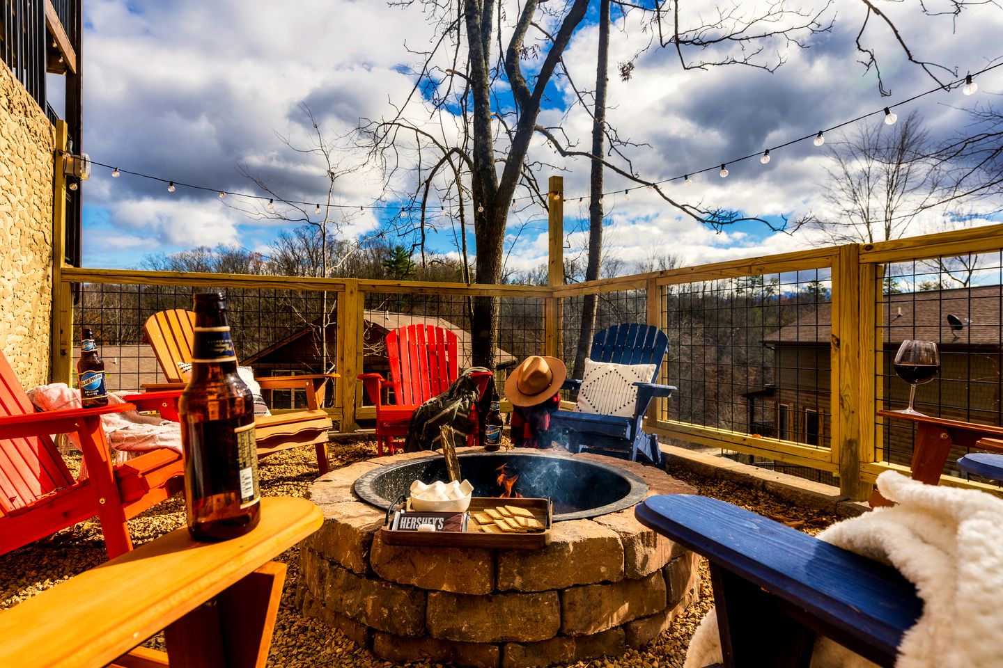 Pigeon Forge Mountain Cabin for Family-Friendly Glamping
