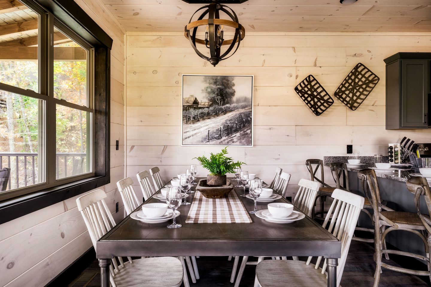 Pigeon Forge Mountain Cabin for Family-Friendly Glamping