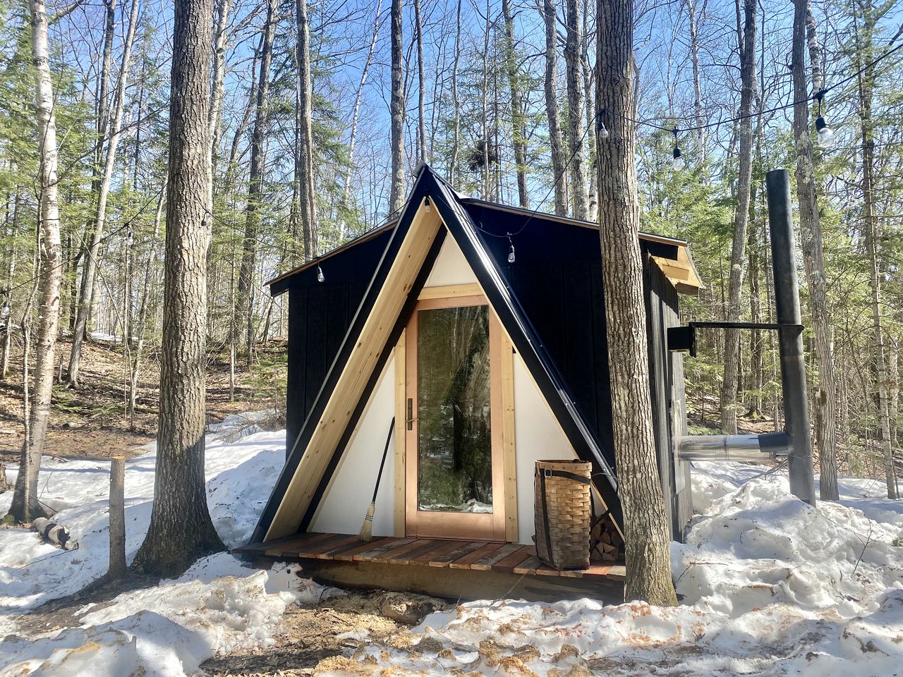 Cozy A-Frame Getaway for Two, Glamping Vacation Near Lake Superior in Bayfield, Wisconsin