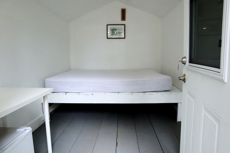 Cabins (Canada, Killaloe, Ontario)