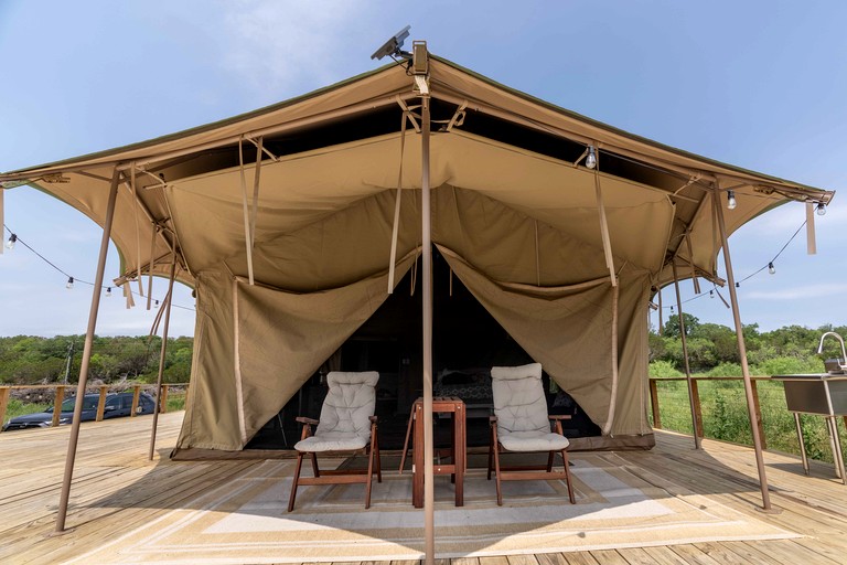 Safari Tents (United States of America, Burnet, Texas)