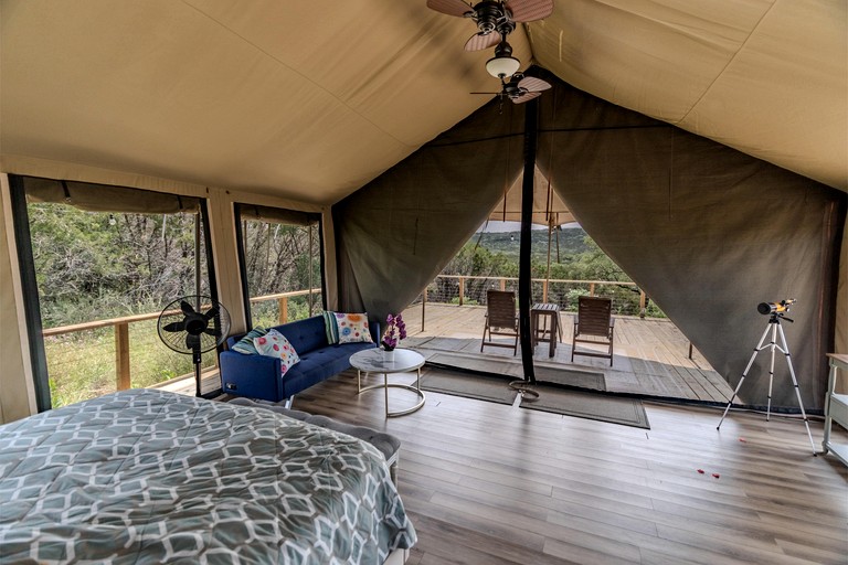 Safari Tents (United States of America, Burnet, Texas)