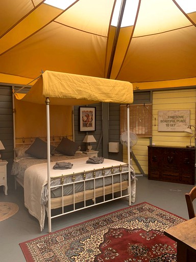 Yurts (France, Saint Sornin La Marche, Haute-Vienne)