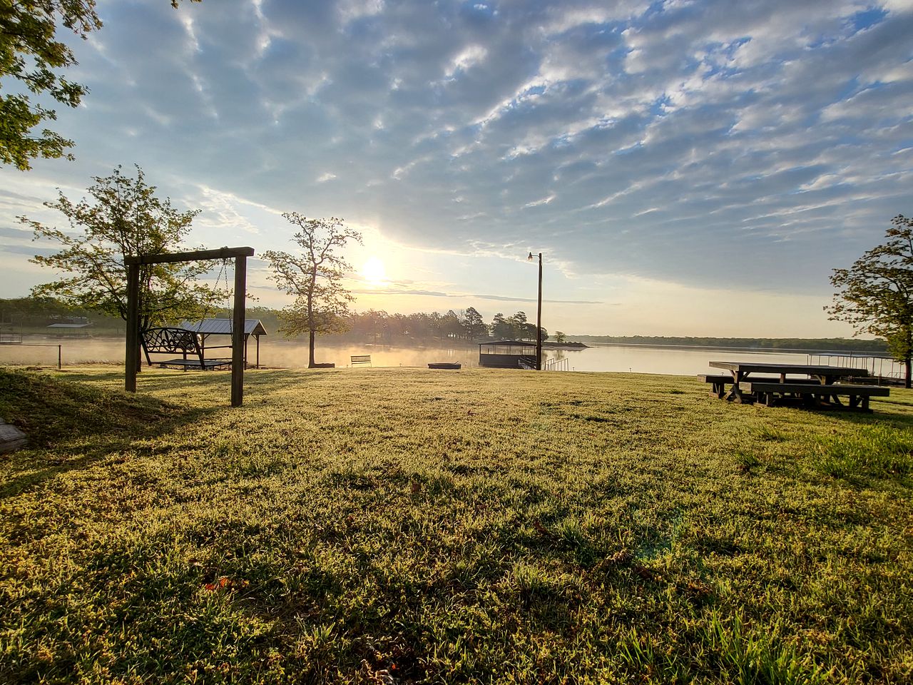 Charming Cabin with Private Dock on Lake for Lovely Family Glamping Near Oklahoma City
