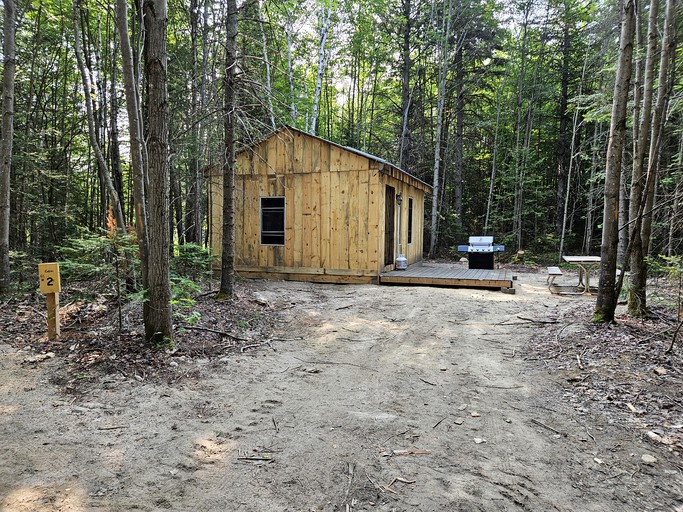 Brennan's Hill Campground, Cabins, South River, Canada Glamping Hub