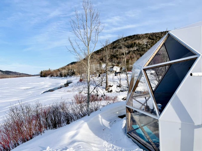 Domes (Canada, Flatlands, New Brunswick)