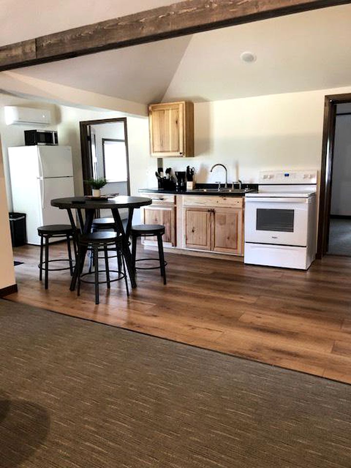 Horse Creek Cabin #1, Rapid City, South Dakota