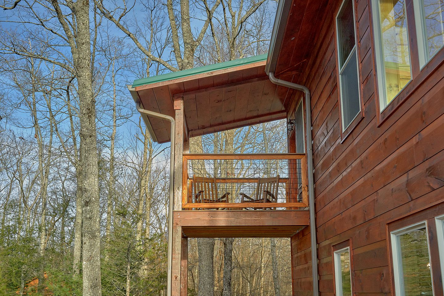 Gatlinburg Glamping Lodge for an Outdoor Adventure near the Great Smoky Mountain National Park