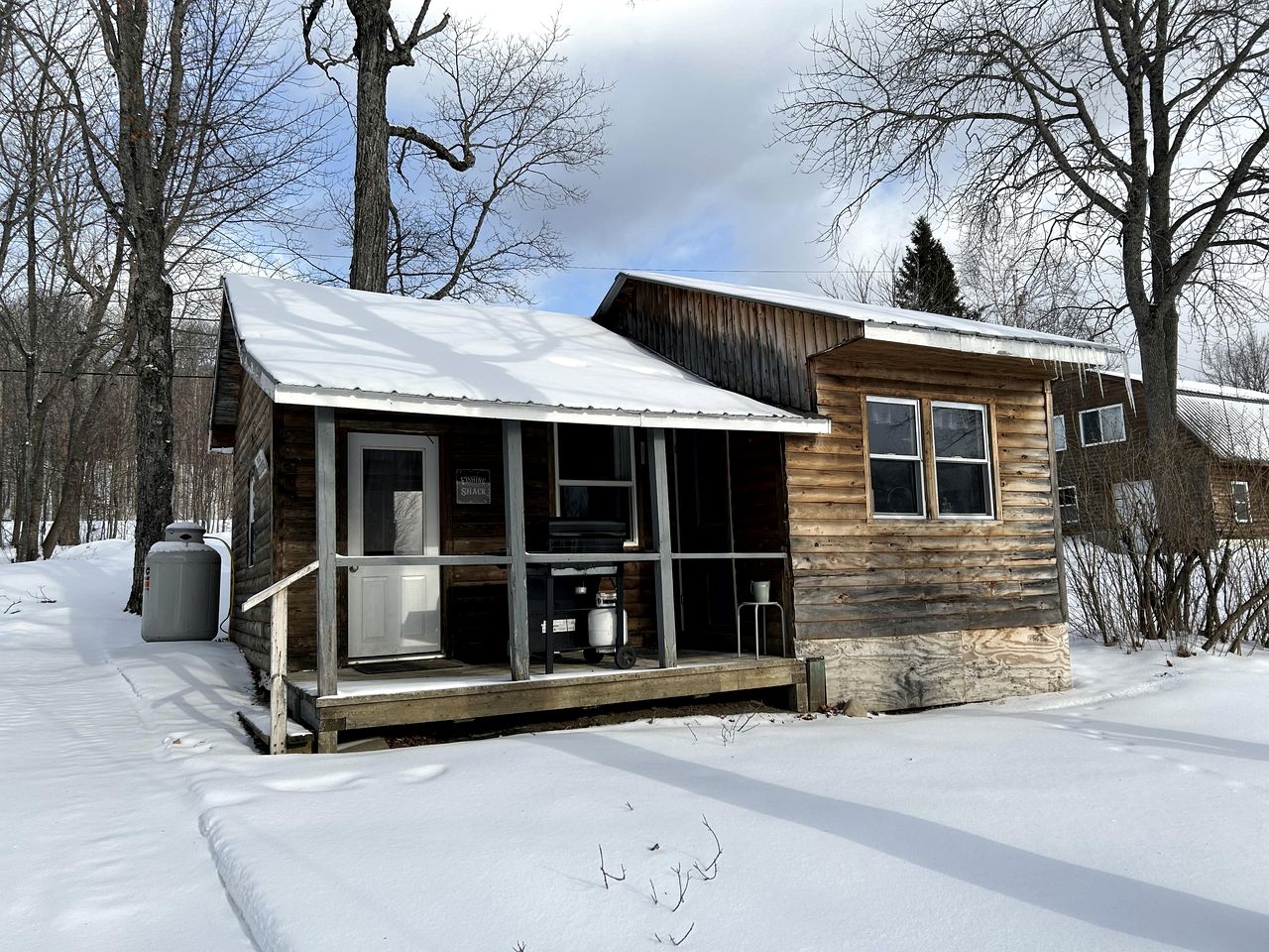 Portage Lakeside Cabins in Portage Lake, ME